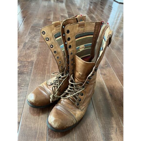 Steve Madden Camarro Ankle Boot Tan Leather Sz 7 Combat Boho Biker Victorian Y2K - Picture 5 of 13